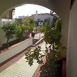 El Beril Будинок відпочинку Адехе